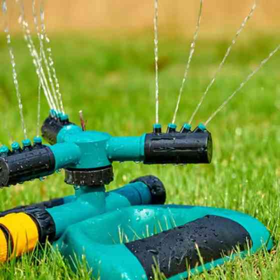 Автополив ороситель,система полива для газона,дождеватель,разбрызгиватель с поворотом на 360 градусов для сада Каменец-Подольский