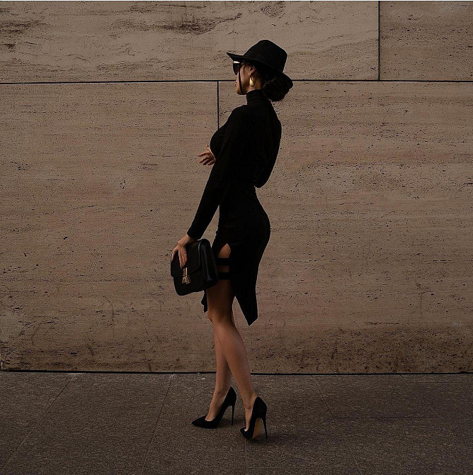 Жіноче привабливе елегантне плаття з розрізом італійський трикотаж 42/44 Одеса - фото 3