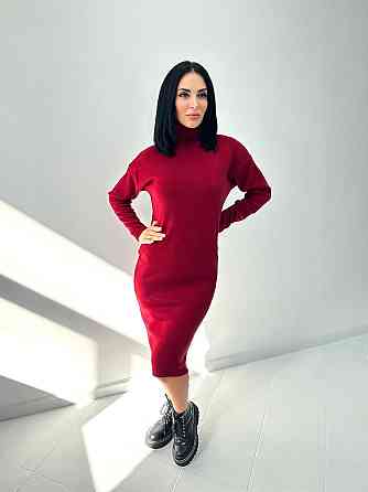 Тепле ангорове плаття міді з високим коміром "Amina" оптом | Батал Київ