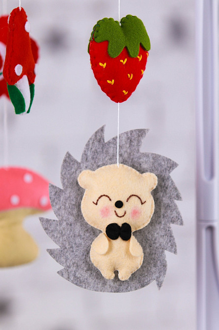 Дитячий мобіль на ліжечко для немовлят WooolyWool «Лісова полянка» Київ - фото 3