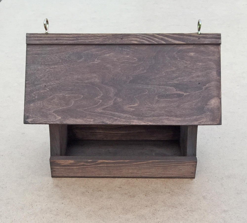 Кормушка садовая для птиц 