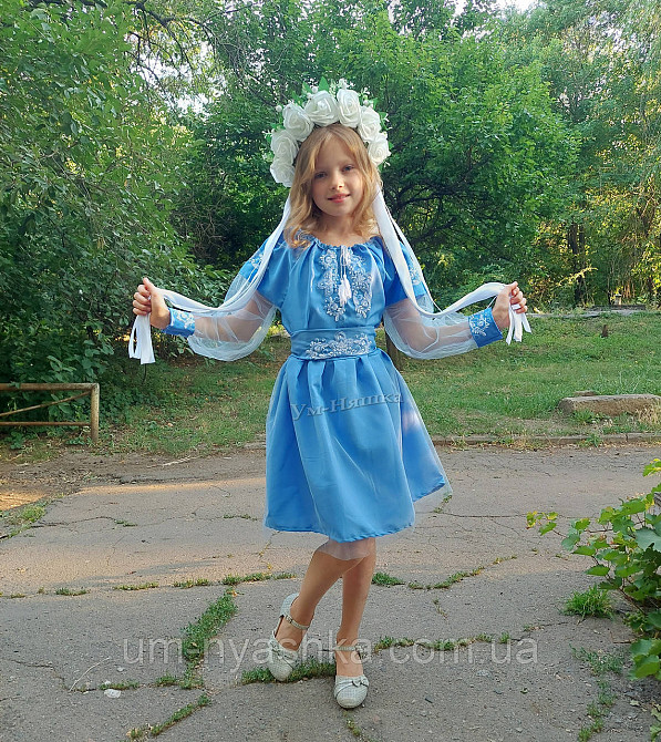 Дитяче вишите плаття "Блакитна казка" Кривий Ріг - фото 1