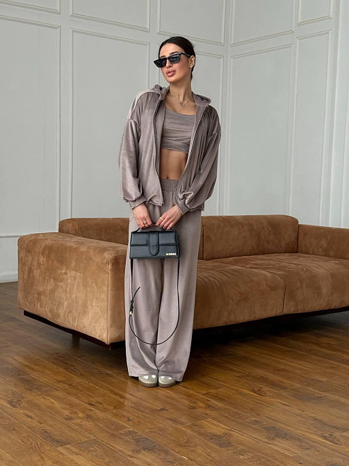 Жіночий повсякденний костюм-трійка: кофта, топ і штани велюр Бежевий, 42/46 Одеса - фото 9