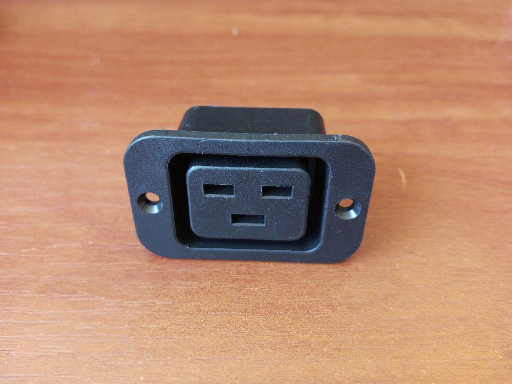 Гніздо мережеве Daier AC-06A, 3 контактне, монтажне, корпус пластик Полтава - фото 1