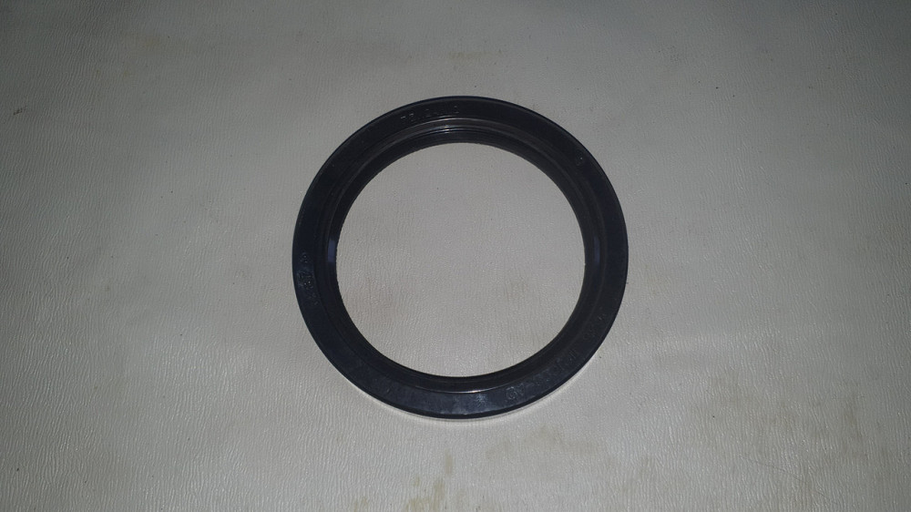 Сальник (манжета) тягової напівмуфти ЯМЗ-236. 236-1121090. 75х94х10 мм. Харків - фото 1
