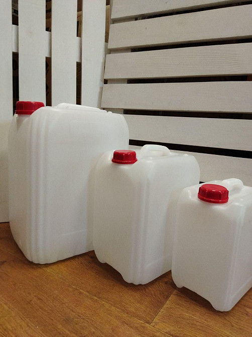 Каністра харчова 10л ПЕ "Дельта" біла + кришка "Бетта""У"червона АСТ Житомир - фото 1