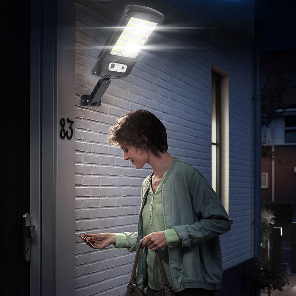 Ліхтар вуличний на сонячній батареї, з пультом, BK-128B-12COB / Акумуляторний прожектор на вулицю Київ - фото 2