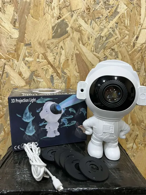 Лазерный ночник-проектор Астронавт звёздное небо с картриджем Коломыя - изображение 6