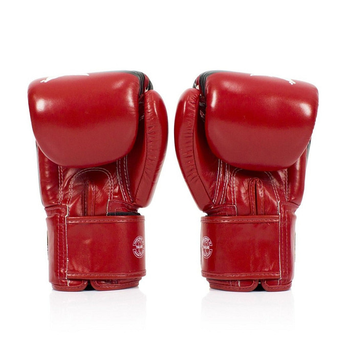 Боксерські рукавиці Fairtex BGV1 Nation Print Red 12 унцій (бинти в комплекті) Кам'янське - фото 4