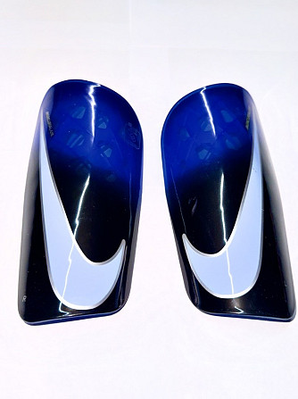 Щитки футбольні Nike Mercurial Вишневе - фото 4