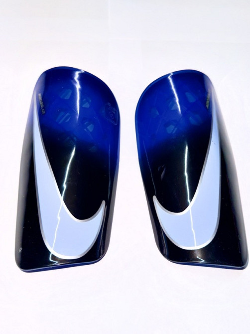 Щитки футбольні Nike Mercurial Вишнёвое - изображение 4