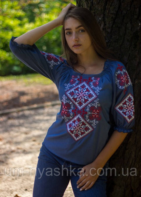 Жіноча вишиванка темно-синя Говерла Сімейні вишиванки 3ХЛ Кривий Ріг - фото 4