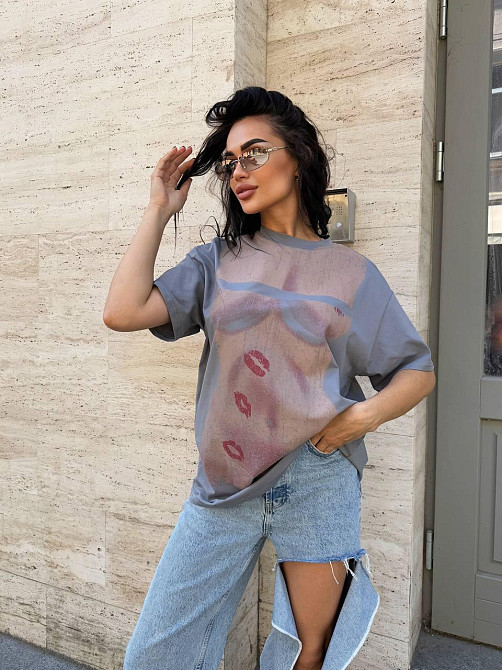 Женская стильная оверсайз футболка с накатом турецкий кулир Пепел Одесса - изображение 3