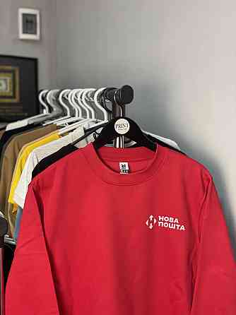 Свитшот тёплый с логотипом «Нова пошта» для сотрудников Черновцы