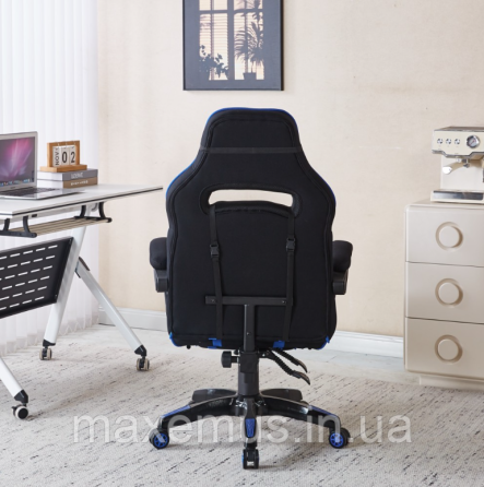 Компьютерное кресло для геймера из ткани с подставкой для ног и регулировкой спинки B-141 черно-синее Мостиска