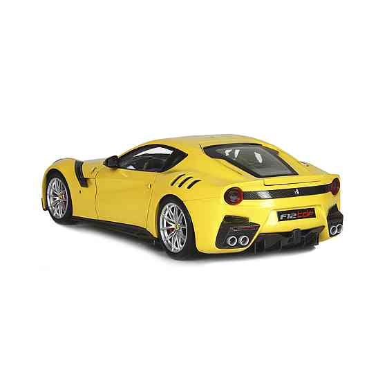 Автомодель - Ferrari F12Tdf (асорті жовтий, червоний, 1:24) Дніпро