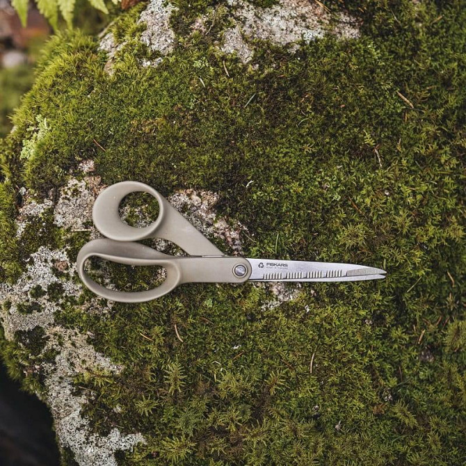 Кухонні Ножиці екологічні із зубчастими краями 21 см Fiskars "ReNew" (1062543) Нержавіюча сталь Нововолинськ - фото 8