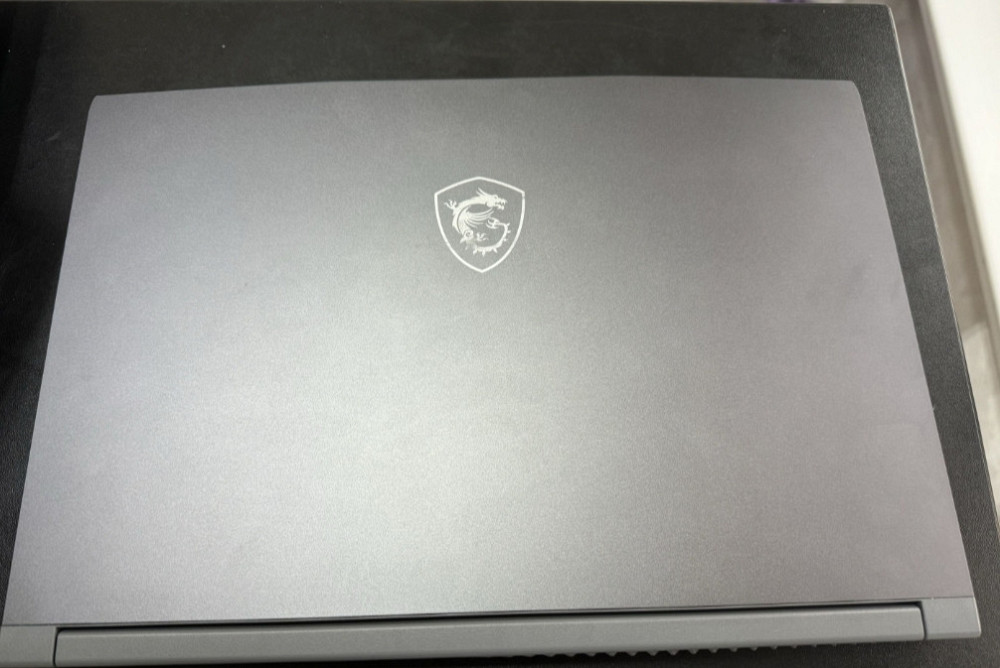 Ноутбук игровой MSI Thin 15 B13UC. 15 13Gen RTX. Киев - изображение 1