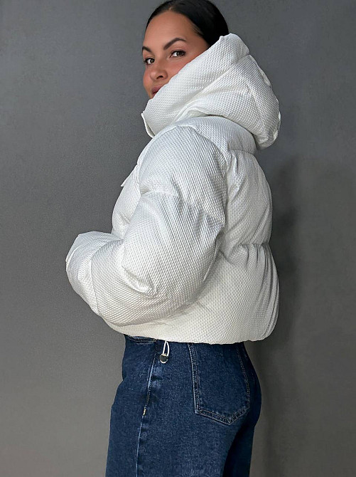 Куртка женская Lady Yep 10039 вафельная пуффер оверсайз с капюшоном белая, белый, 44 Киев - изображение 7