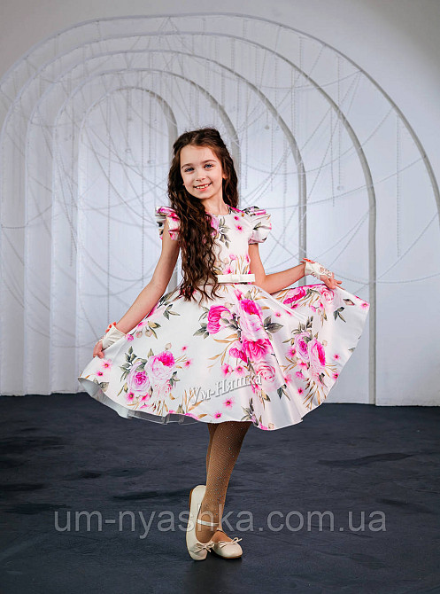 Пышное нарядное платье с цветочным принтом Кривой Рог - изображение 1