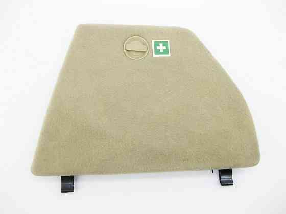 Mercedes-Benz  A1646901725 8K67 Кришка-лючок лівої обшивки багажника бежева GL X164 Одесса