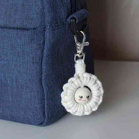 Набір макраме для творчості та ручного в'язання брелока для ключів або аксесуарів 10х5см, білий Кам'янець-Подільський