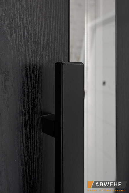 Двері вуличні, модель 536 CARAT ТЕРМОРОЗРИВ 3 контури ущільнення, чорне дерево/білий Київ - фото 6