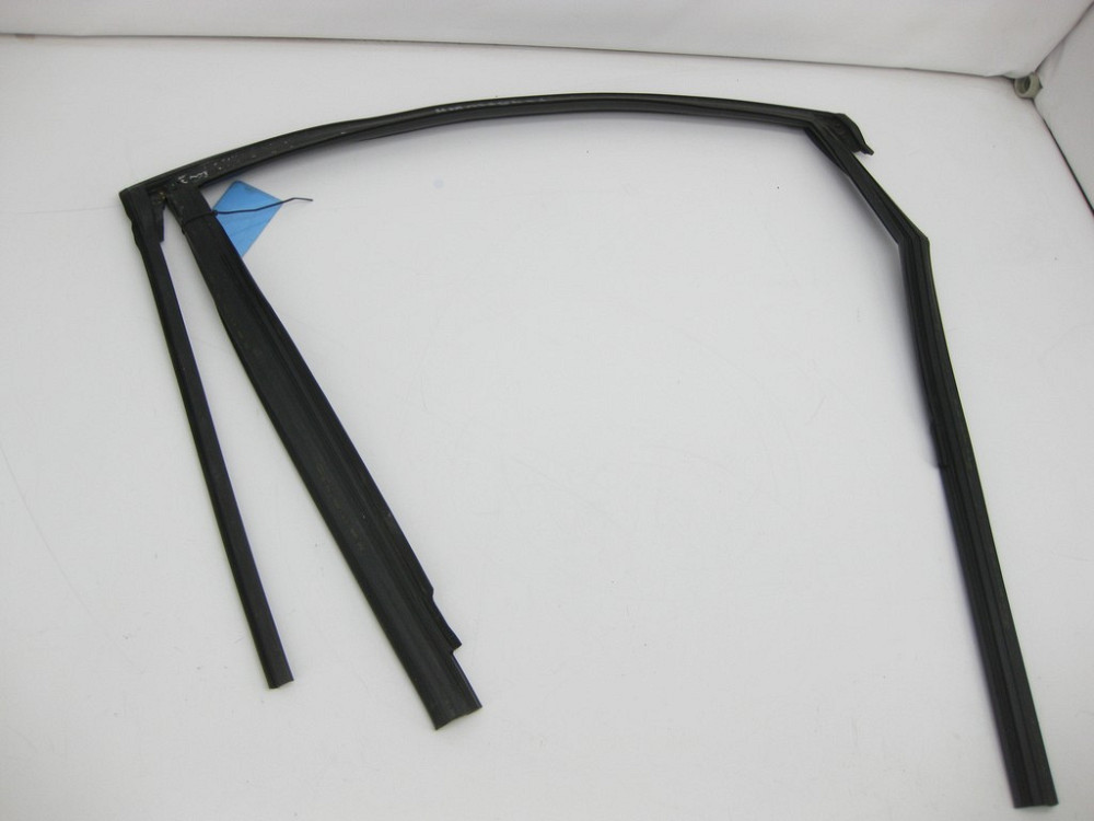 VAG  4M0839431B Напрямне скло в задніх правих дверях Одеса - фото 2