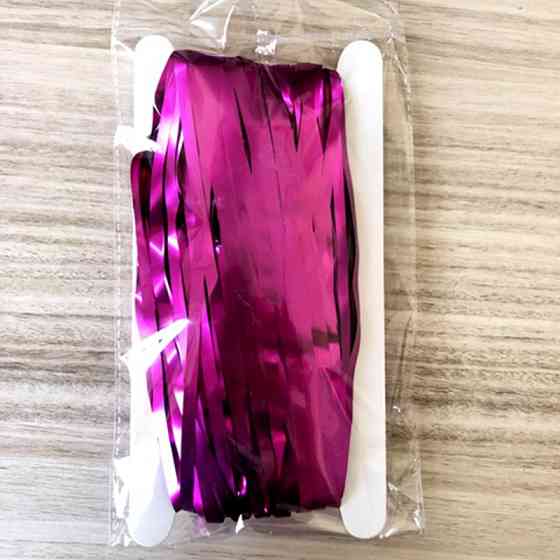 Дощик для фотозони матовий 3 м на 1 м малиновий Київ