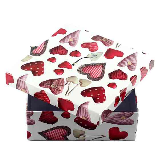 Коробка подарункова ООТВ Heart 20 х 20 х 7,5 см Рівне