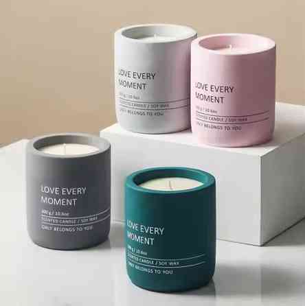 Свеча в керамической чаше 