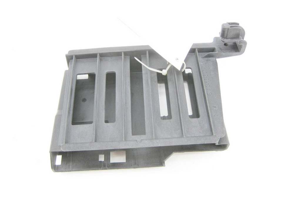 Mercedes-Benz  A2465452740 Кронштейн блоку запобіжників CLA Shooting Brake X117 CLA C117 GLA X156 A-class W176 B-class W242 B-class W246 Одесса - изображение 1