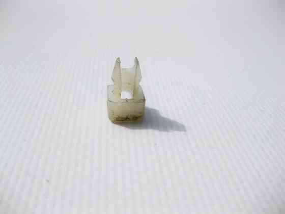 Mercedes-Benz  A2029971281 Втулка троса передніх дверей E-Class W210 W211 C-Class W202 CL C215 CLS C219 G-Class W463 Одеса