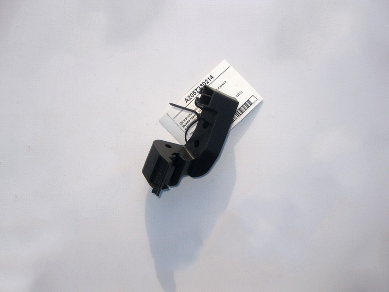 Mercedes-Benz  A2057330214 Тримач - кронштейн рами ручки та замка задніх правих дверей C-Class W205 Одеса - фото 1