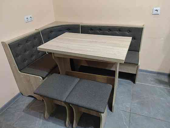 Маленький универсальный обеденный кухонный уголок ДСП с раскладным столом и пуфами 2 шт на кухню Дуб Сонома Львов