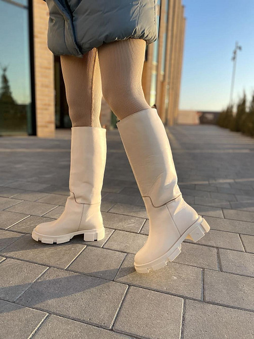 Чоботи зимові жіночі з натуральної шкіри на низькому ходу бежевого кольору р. 36, 37, 39 / Чобо Коломия - фото 8