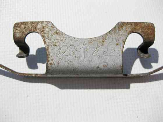 Mercedes-Benz  A0004218591 Скоба задньої гальмівної колодки ML W164 GL X164 E-Class W211 S-Class W220 W221 CL C215 C216 CLS C219 Одесса