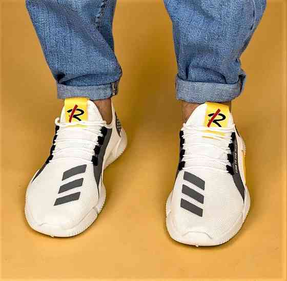 Кросівки Чоловічі Білі Тканинні Boost Пінка (розміри: 40,41) Дніпро