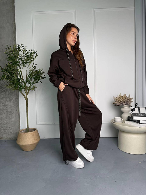 Женский стильный повседневный костюм двойка из качественной трехнитки диагональ Шоколад Одесса - изображение 10