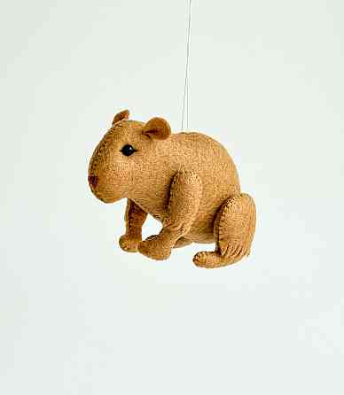 Мягкая фетровая игрушка капибара ручной работы – безопасная развивающая игрушка Киев