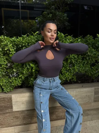 Стильний жіночий лонг з трендовими вирізами спереду Одеса