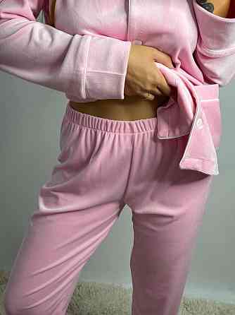 Костюм из плюшевого велюра на пуговицах с двумя карманами XS Зефирный Харьков