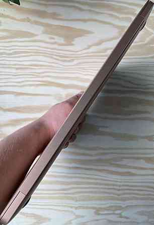 Ноутбук: MacBook Air 13 M1 8/256Gb Киев