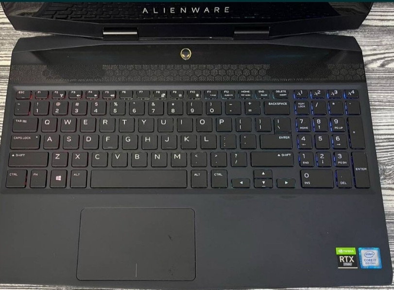 Ноутбук ігровий: DELL 15.6" / 4K/i7-8/ RTX 2070 / 16Gb./SSD512Gb. /1TB.Alienware M15. Київ - фото 5
