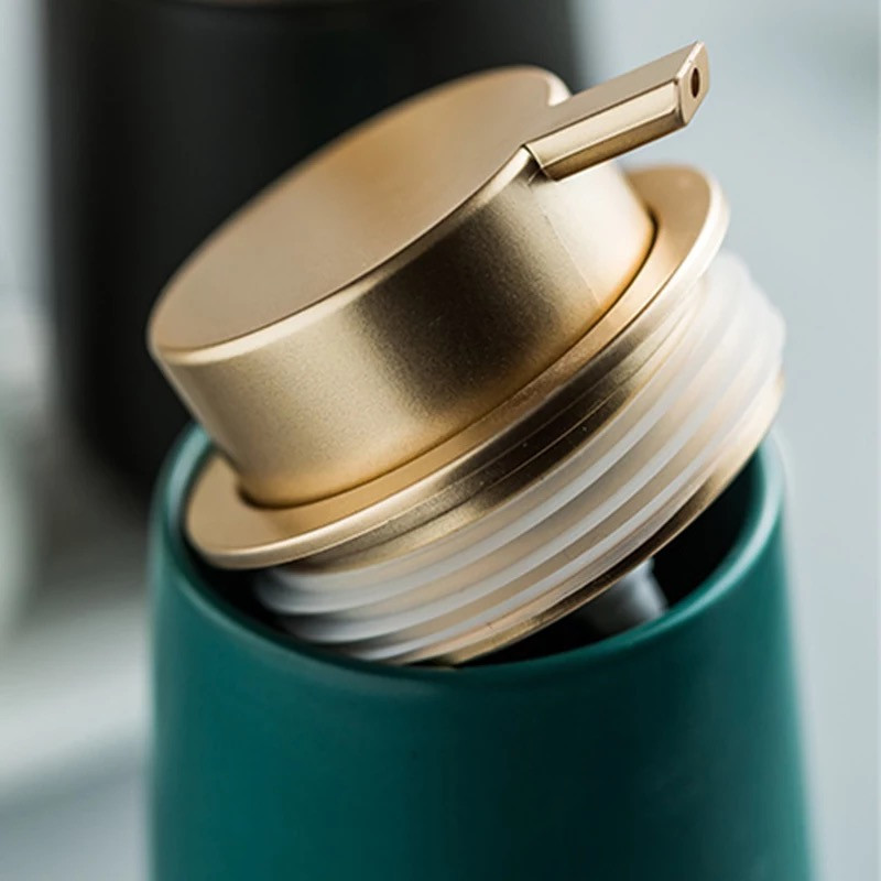 Дозатор для жидкого мыла, моющих средств керамический 400 мл, для ванной и кухни Зеленый Каменец-Подольский - изображение 4