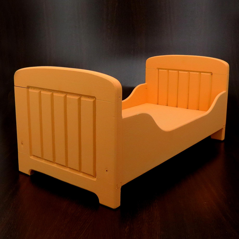 Кровать для кукол 