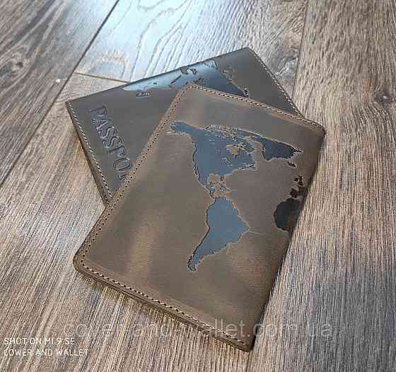 Обложка на паспорт из натуральной кожи карта мира ST Leather (crazy horse) Киев