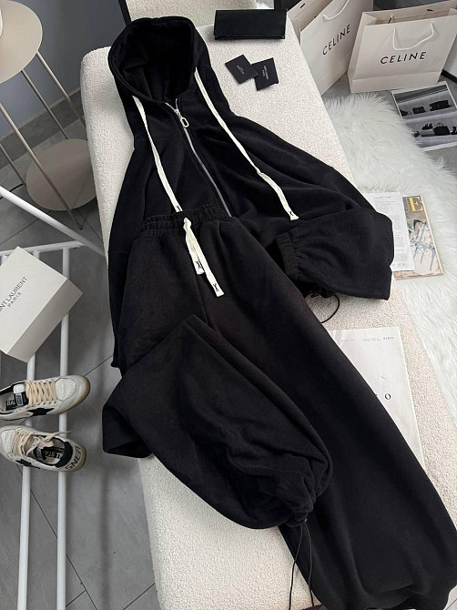 Женский теплый повседневный костюм двойка: кофта и брюки из двухстороннего флиса Черный, 48/52 Одесса - изображение 4