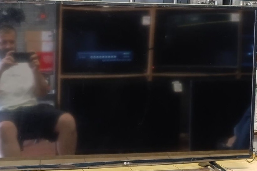 Телевизор LG 49