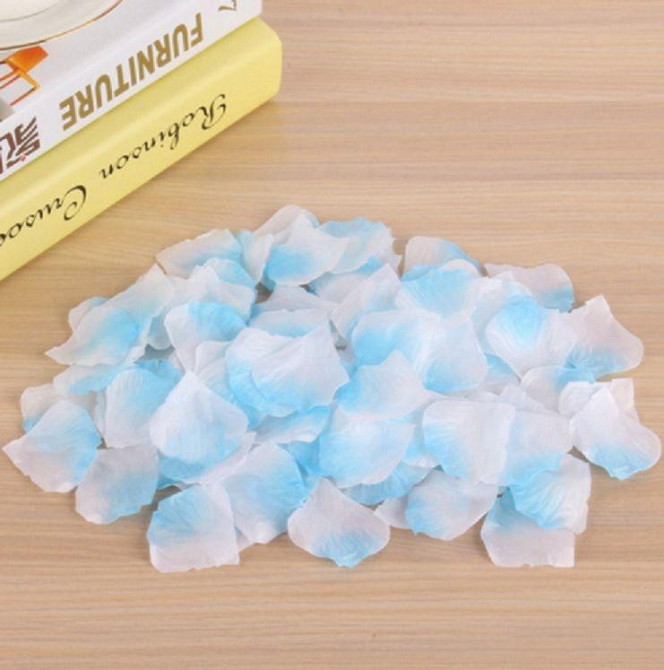 Лепестки роз искусственные 100 штук 45 на 45 мм голубо-белый Киев - изображение 1